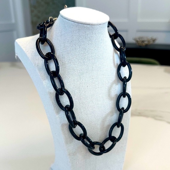 TOVA Black-Coated Metal Link Necklace - Picture 2 of 13